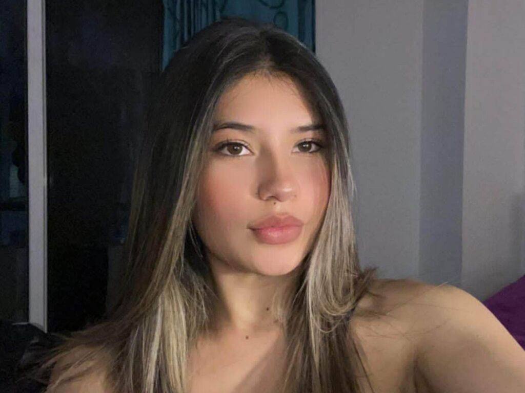 Amber Cuellar Picture