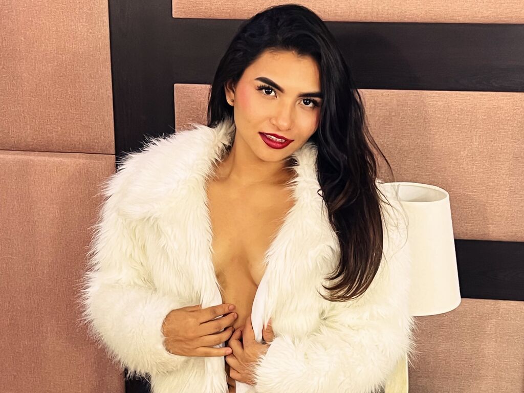 Mia Falk Picture